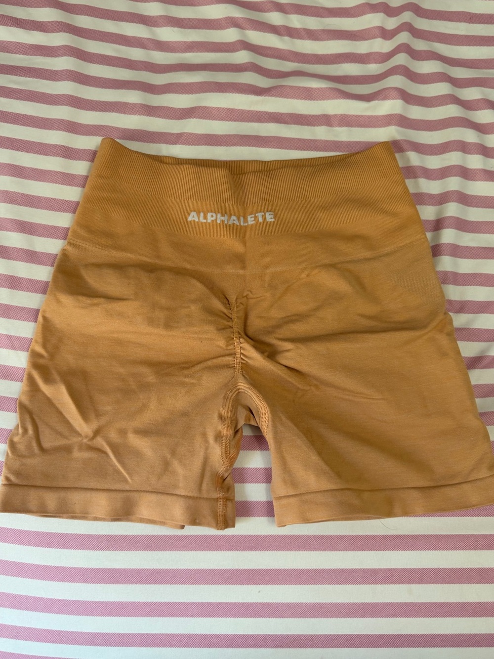 Alphalete Amplify Shorts - Picture 1 of 4